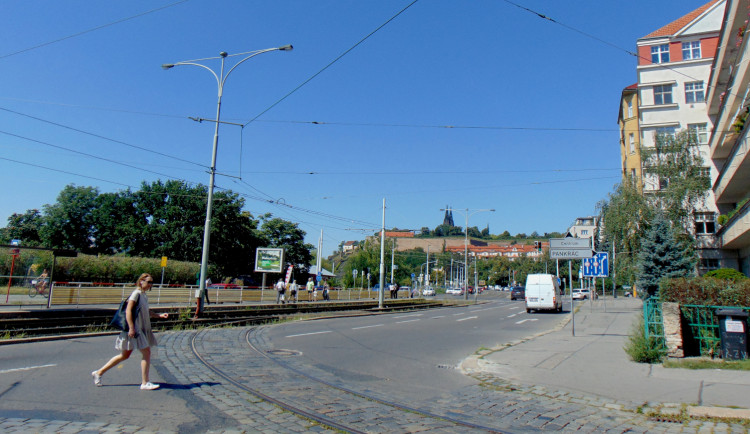 ZA ROHEM: V Podolí se vodě nevyhnete. Je to čtvrť vodníků, veslařů a hausbótů