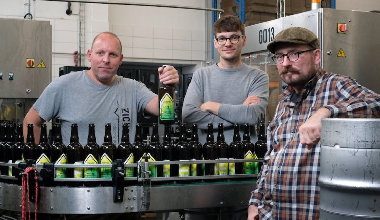 Baví nás experimentovat a posouvat hranice, říká spolumajitel Rodinného pivovaru Zichovec Ondřej Husák
