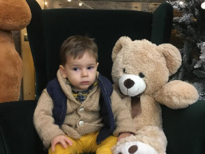 Dva roštáci na longboardech vyráží napříč vlastí. Podpoří tak malého Milánka