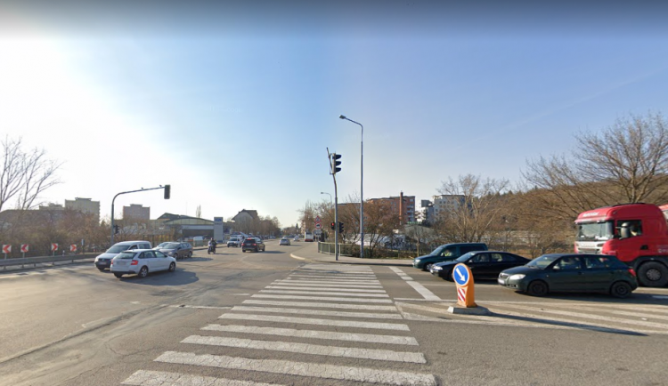 Křižovatka Jedovnické a Bělohorské