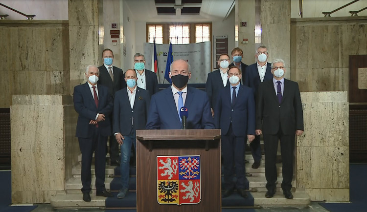 Roman Prymula v televizním projevu