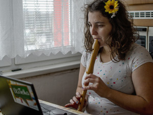 Chybí nám interakce a pozornost u studentů, reagují učitelé na on-line výuku