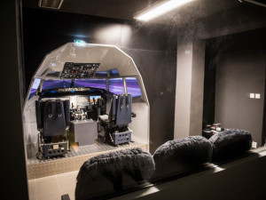 Na zkoušku pilotem Boeingu nebo vojenské stíhačky. Na unikátních simulátorech z Brna se může létat i za časů koronaviru