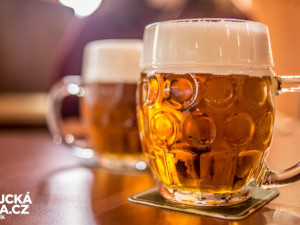 Pivovary netrpělivě vyhlíží otevření hospod, některým klesly tržby až o devadesát procent