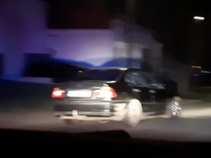 VIDEO: Honička jako z akčního filmu. Policisté pronásledovali řidiče bavoráku skoro padesát kilometrů