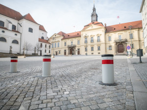 Brno schválilo rozpočet se schodkem ve výši jeden a půl miliardy, město bude masivně rozprodávat