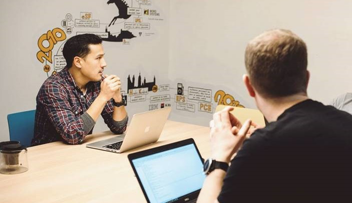 Většina zadavatelů softwarových projektů má zkušenost s překročením rozpočtu a nedodržením termínu dodávky