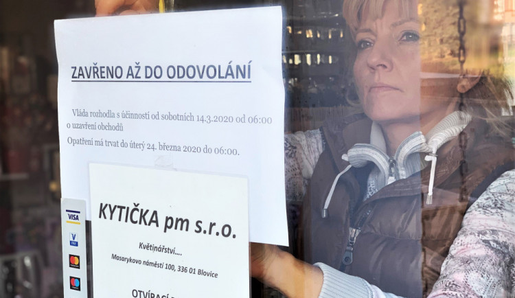 Jaká opatření budou platit od pátku? Podívejte se na kompletní přehled