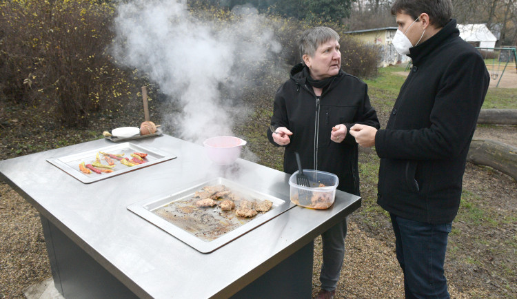 Veřejný gril v Lužánkách