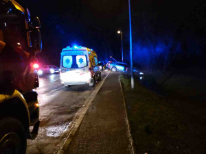 Přes svátky vyjížděli hasiči k osmdesáti zásahům, řešili autonehody, zatopený sklep i požár. Ten si vyžádal jeden lidský život