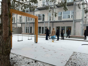 Brno ubytuje seniory ve školce. Musí mít rádi děti