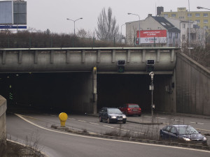 Dopravní past v Brně, radary v Husovických tunelech mají zelenou