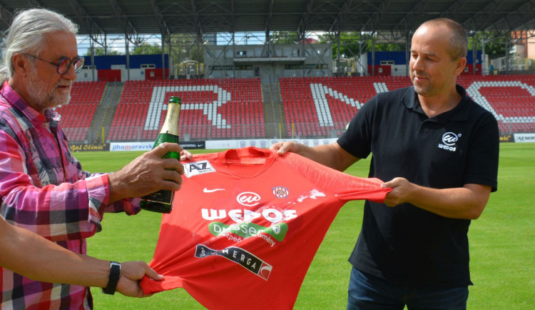 S českým fotbalem končíme, oznámil generální sponzor Zbrojovky