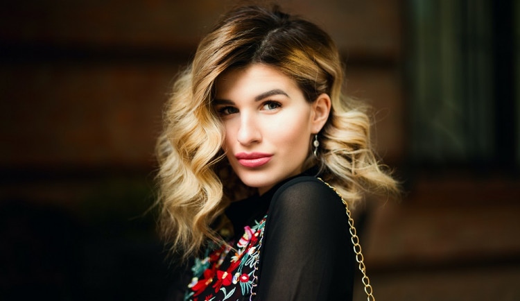 Osm rad, jak nakoupit boty a oblečení z druhé ruky