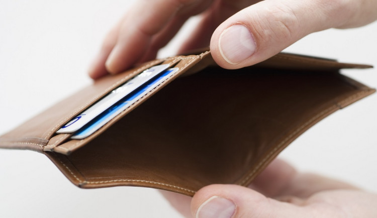 Omezujeme výdaje a saháme na dno finančních rezerv, přiznali lidé z Vysočiny v průzkumu
