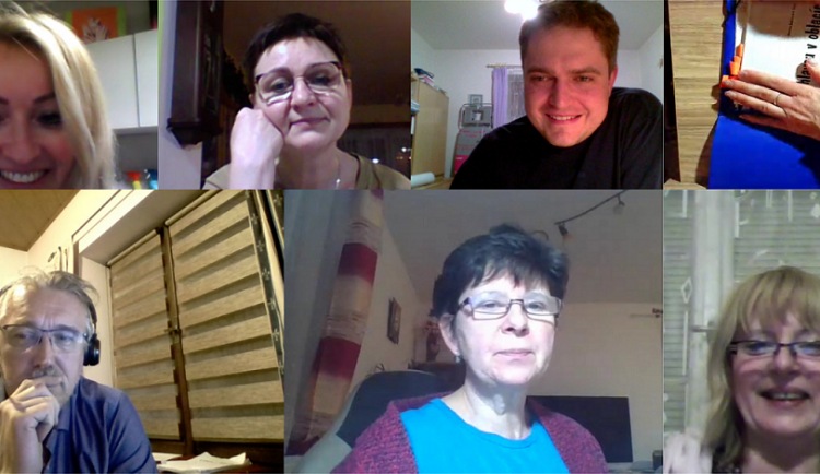 Divadelní spolek Vojan připravuje i v této době nové představení. Zkoušky probíhají online