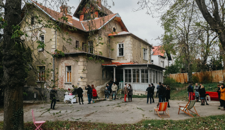 Brno dostane 40 milionů na opravu chátrající Arnoldovy vily