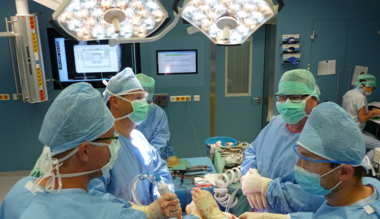 Neurochirurgie v Nemocnici u svaté Anny začne s plánovanými zákroky. Návrat k operacím bude pozvolný