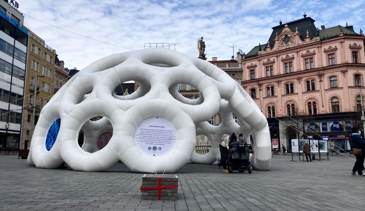 Nafukovací nanosvět na Svoboďáku zve na Dny elektronové mikroskopie