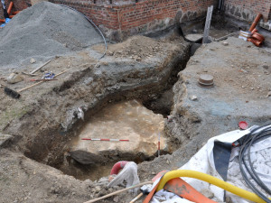 Vzácný nález na Špilberku. Našla se kamenná zeď ze 13. století