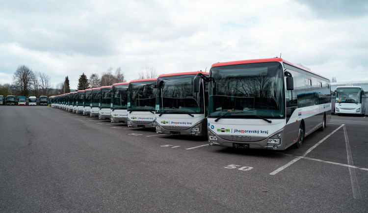 Na jižní Moravu míří nové autobusy, kraj budou reprezentovat jednotnými barvami