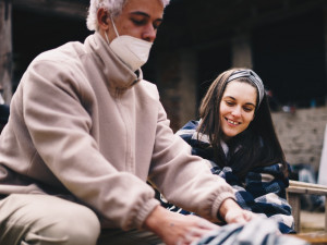 Mladí filmaři natáčí na jižní Moravě unikátní snímek s Judit Bárdos a Dušanem Vitázkem