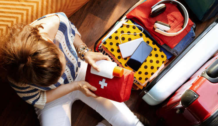 size4-16242025759042-2-zdravi-a-klid-na-cestach-co-si-zaridit-a-co-sbalit-aby-nas-na-dovolene-nic-neprekvapilo