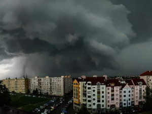 Apokalypsa. Jižní Morava zažila tornádo, některé obce jsou zničené
