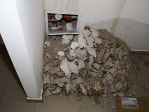 Zloděj na Brněnsku řádil v trafice. Provozovnu vykradl a ještě vytopil