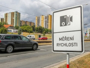 Zběsilou jízdu devatenáctiletého suveréna ukončili v Brně strážníci
