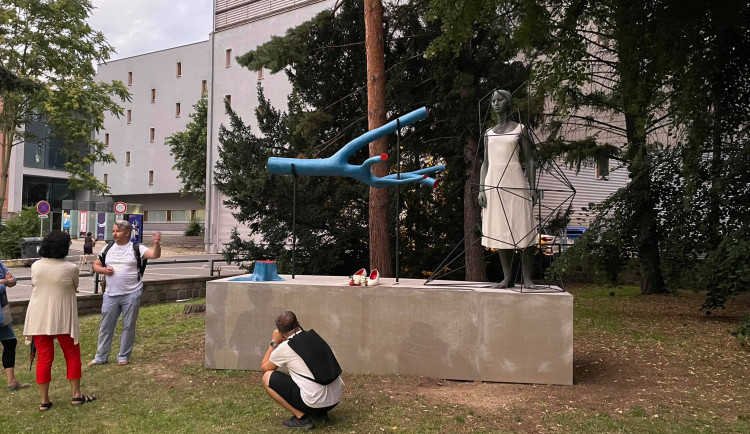 Brno má opravený pomník odbojářky a komunistky Marie Kudeříkové