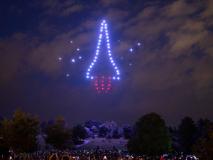 Na premiérovou dronovou show přišlo v Brně až 5000 lidí