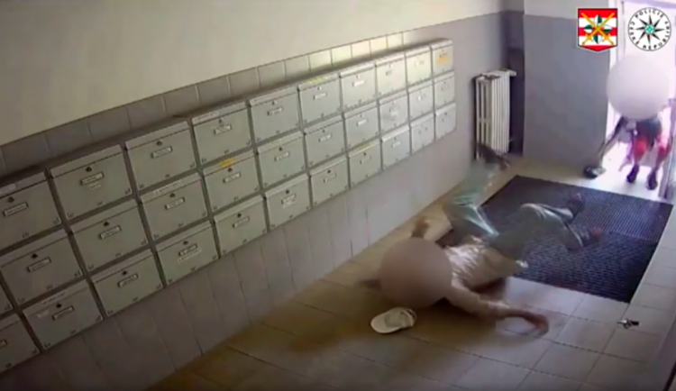 Důchodci jsou slabí, a proto je napadám a okrádám, zdůvodnil policii muž z Brna