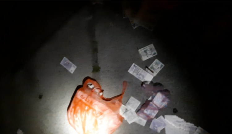 Peníze vyhozené z okna.