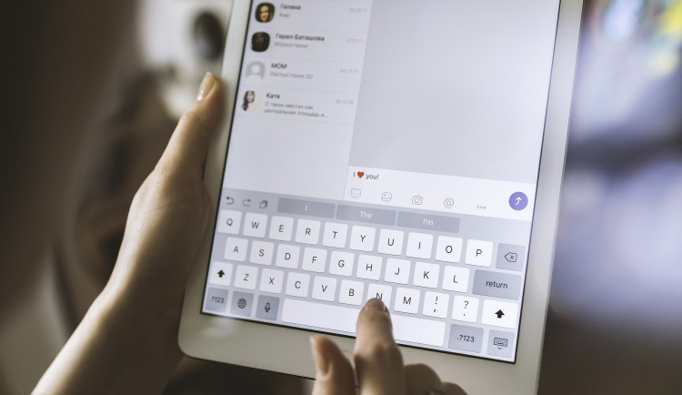 Podvodník, Mali, bankovní účet, důvěřivá žena