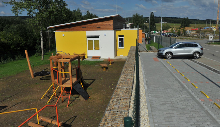 Školka na Kamechách.