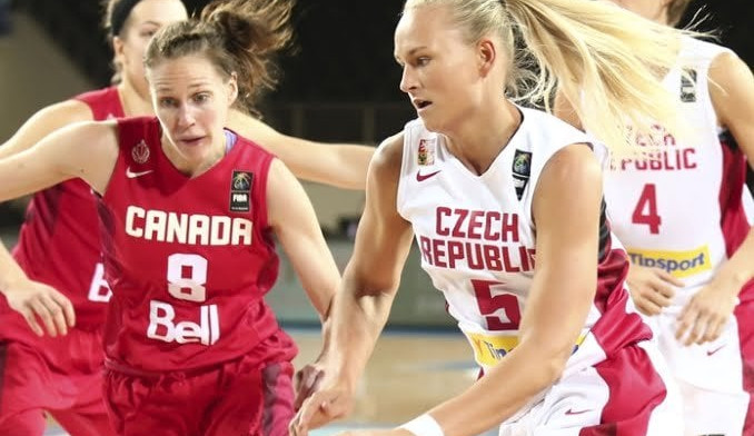 Basketbalistka Stejskalová se po deseti letech vrací do KP Brno