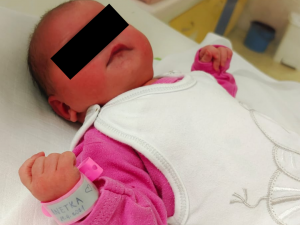 V Brně někdo odložil do babyboxu čerstvě narozenou holčičku