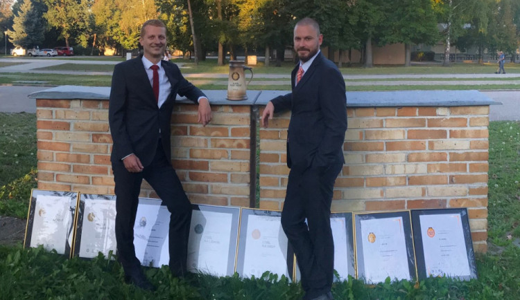 size4-16336859061358-2-historicky-uspech-na-degustacnich-soutezich-deset-medaili-pro-pivovary-staropramen