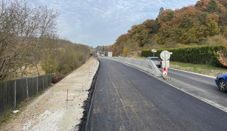 Úleva pro jihomoravské řidiče. Projedou opravenou I43