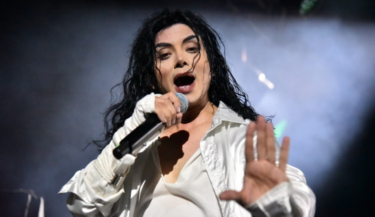 Do Česka míří dvojník Krále popu. Španělský Jackson zazpívá v Brně