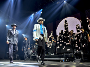 Do Česka míří dvojník Krále popu. Španělský imitátor zazpívá v Brně