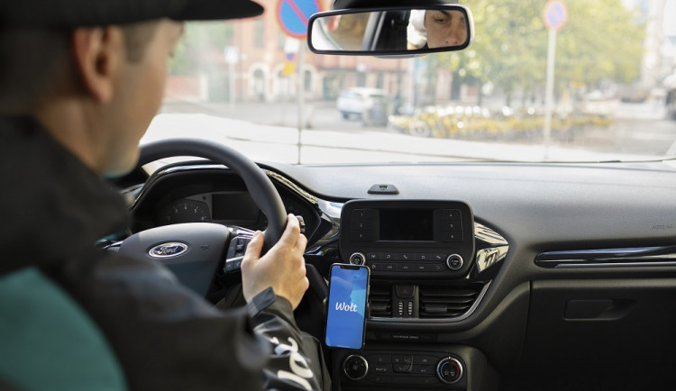Sto tisíc měsíčně díky rozvážení pro Wolt? To je výzva, která se neodmítá!