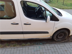 Na jižní Moravě řádí zloděj cyklista. Po nocích vybírá zaparkovaná auta