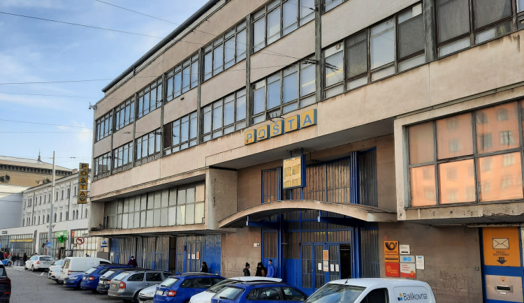 Budova České pošty v Brně