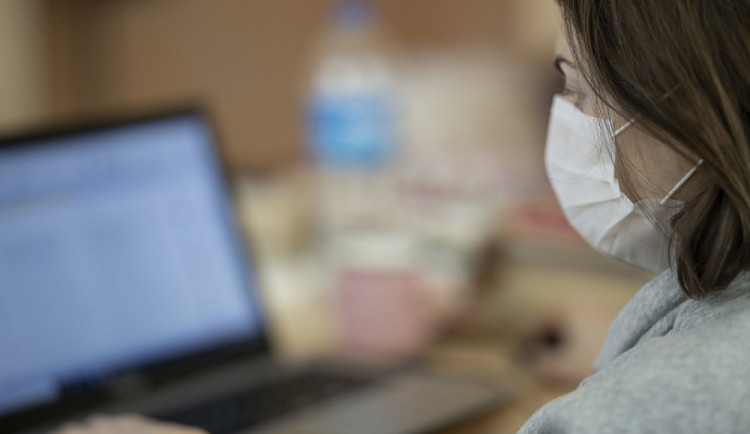Přepracovaní jihomoravští hygienici. Pracují o víkendech i svátcích