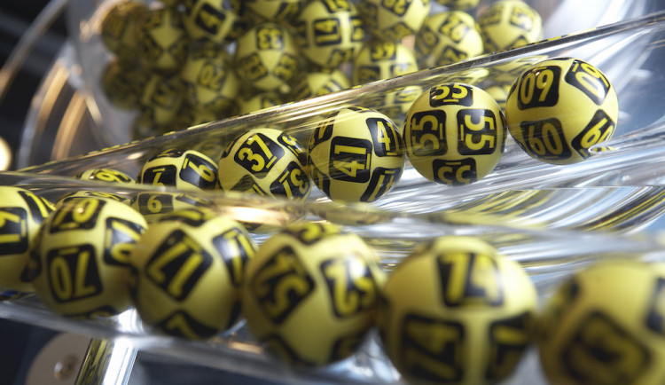 size4-16377448002836-103-diky-sportce-se-stal-milionarem-o-vyhru-se-rozdeli-s-detmi