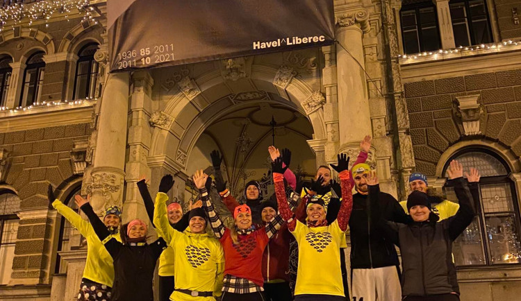 Do Adventního běhání se zabojují i Liberečáci. Jiříčkovi chtějí vyběhat speciální kočárek