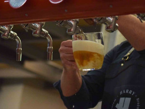 Z brněnské historické pošty je pivovar, pivo tam vaří žena