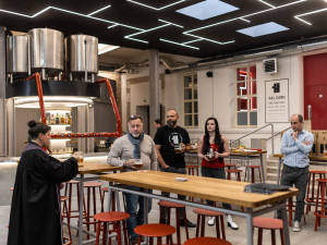 Z brněnské historické pošty je pivovar, pivo tam vaří žena